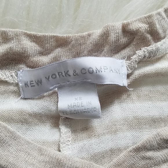 New York & Company Top XS - Picture 2 of 3